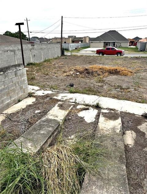 Vacant Land For Sale - 00 N Efren Ramirez Avenue<br/> Roma, TX 78584