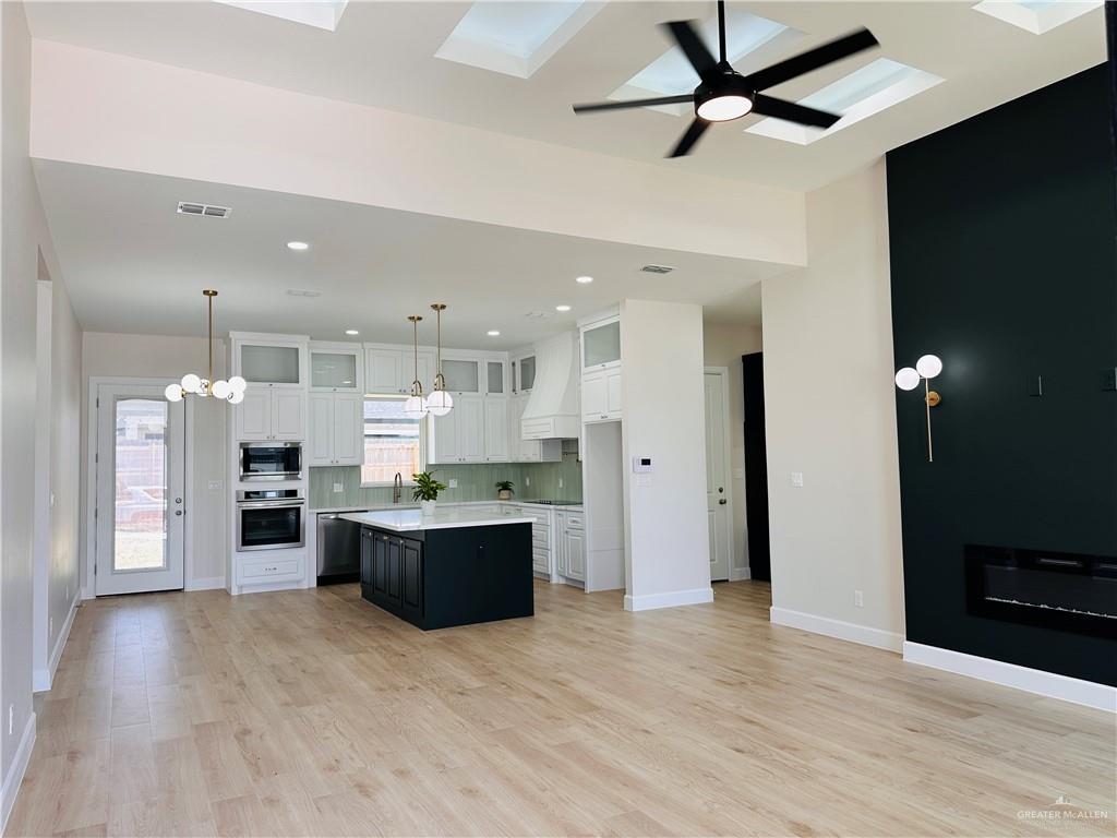 804 N Trinity Street, Edinburg, Texas image 2