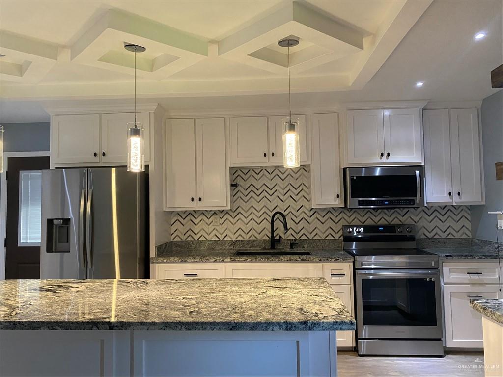 3310 Los Arcos Circle, Weslaco, Texas image 6