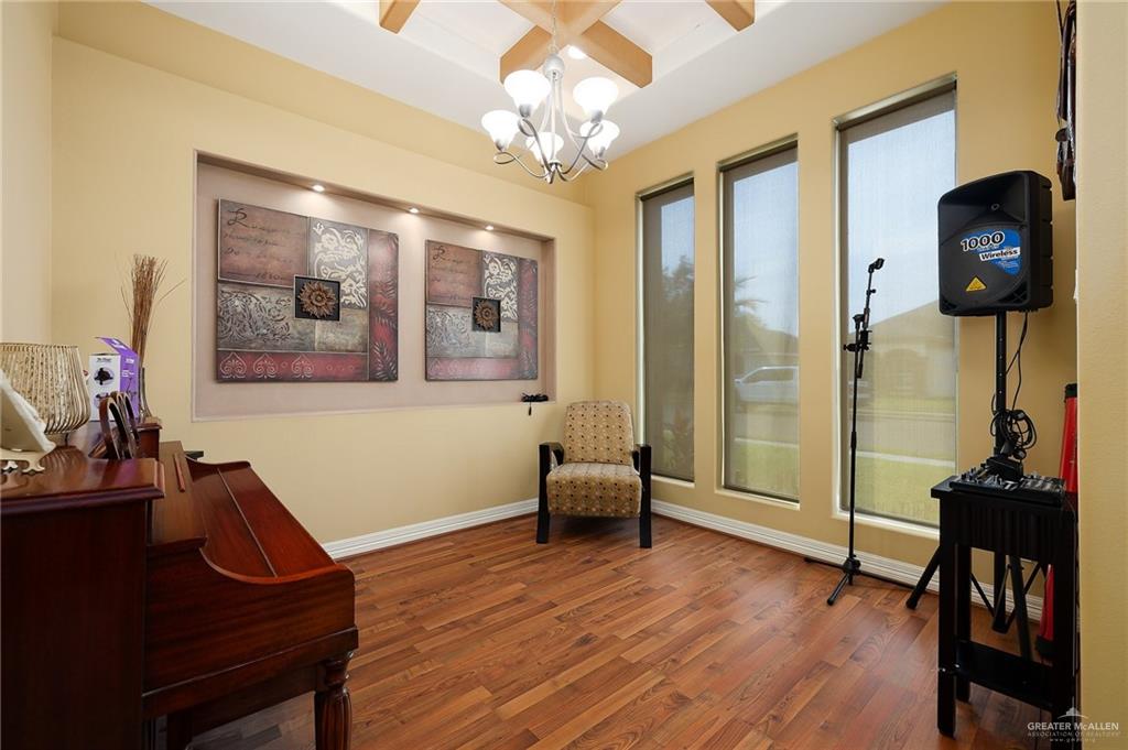 1400 W Park Drive, Pharr, Texas image 11