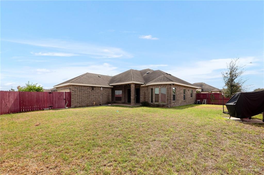 1400 W Park Drive, Pharr, Texas image 23