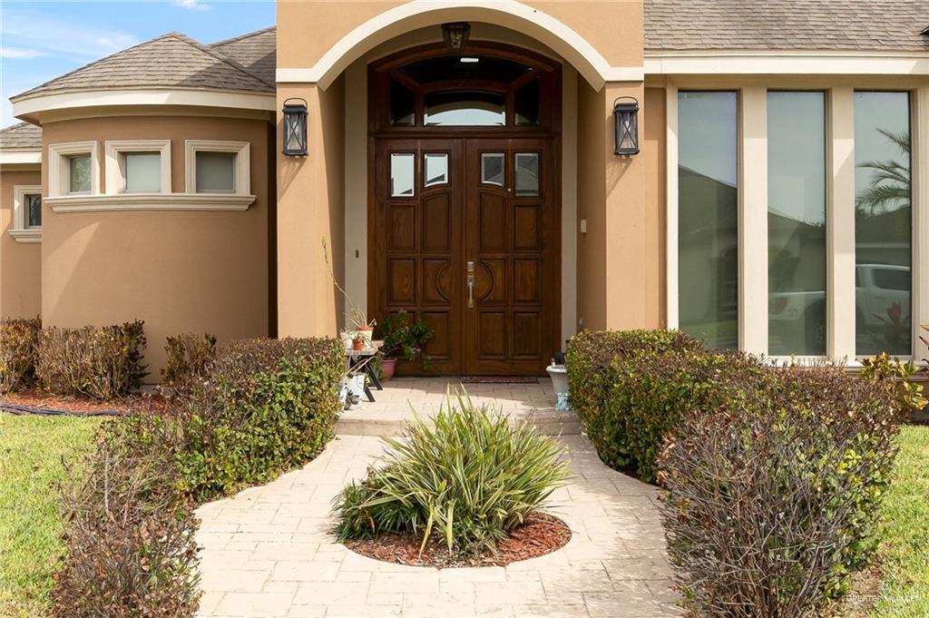 1400 W Park Drive, Pharr, Texas image 3