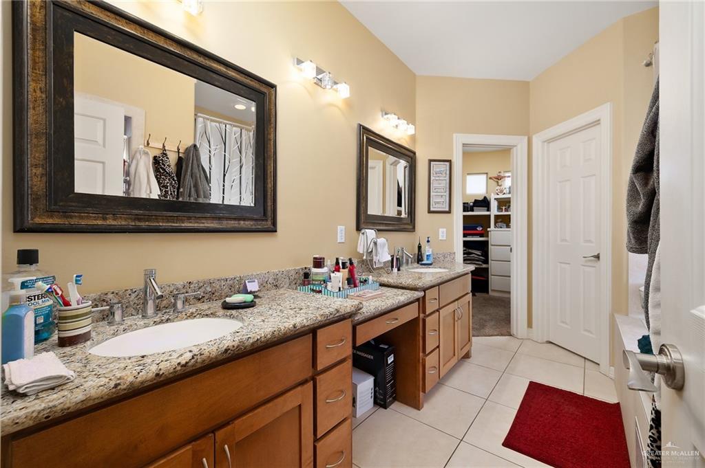 1400 W Park Drive, Pharr, Texas image 16