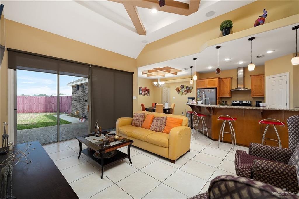 1400 W Park Drive, Pharr, Texas image 5