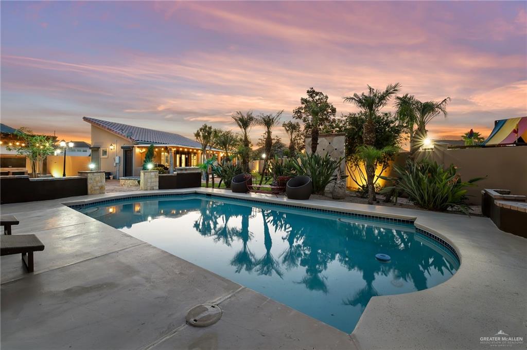 2700 N Brazos Court, McAllen, Texas image 2