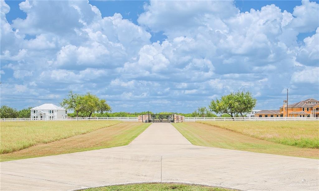 20603 Buck Fawn Drive, Edinburg, Texas image 38