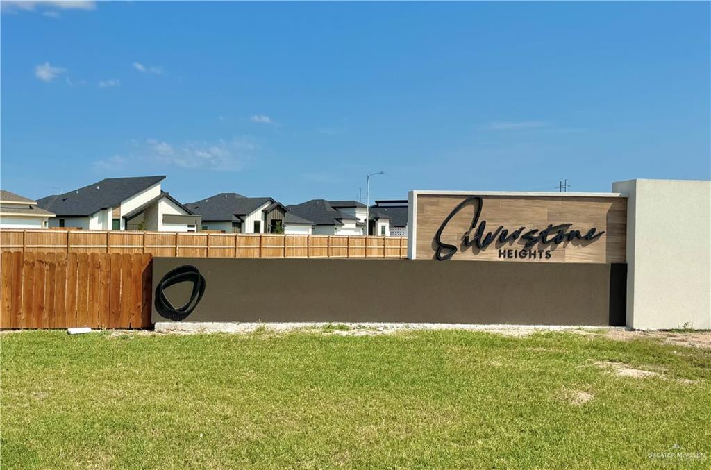 2505 N Venice Avenue, Edinburg, Texas image 1