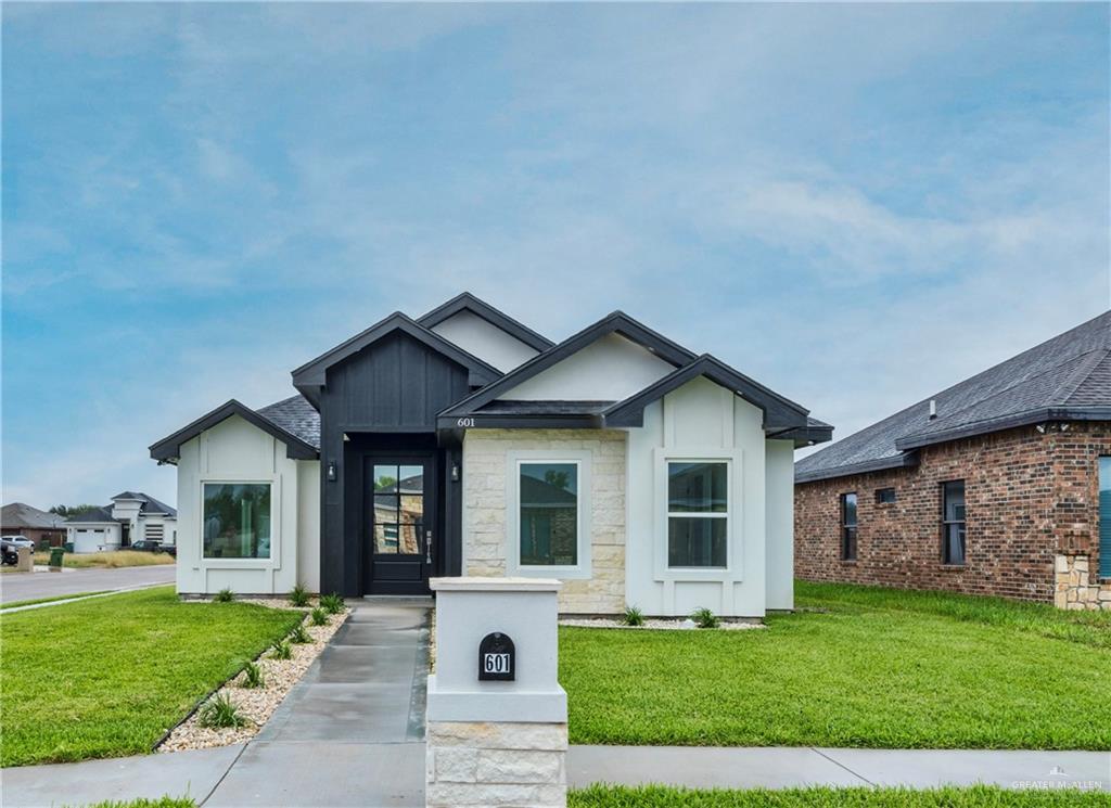 601 Moon Beam Street, Rio Grande City, Texas image 1
