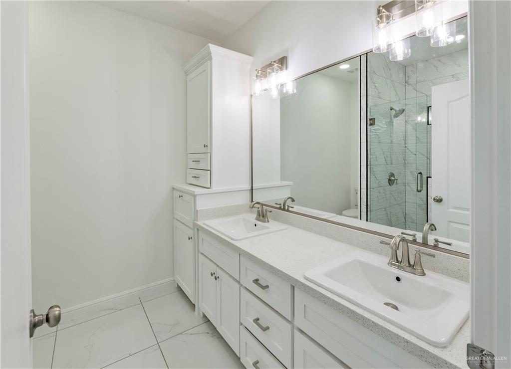 601 Moon Beam Street, Rio Grande City, Texas image 10