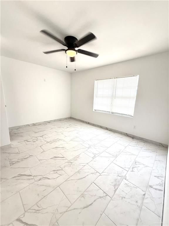 210 W Ciro Caceres Street, Elsa, Texas image 8