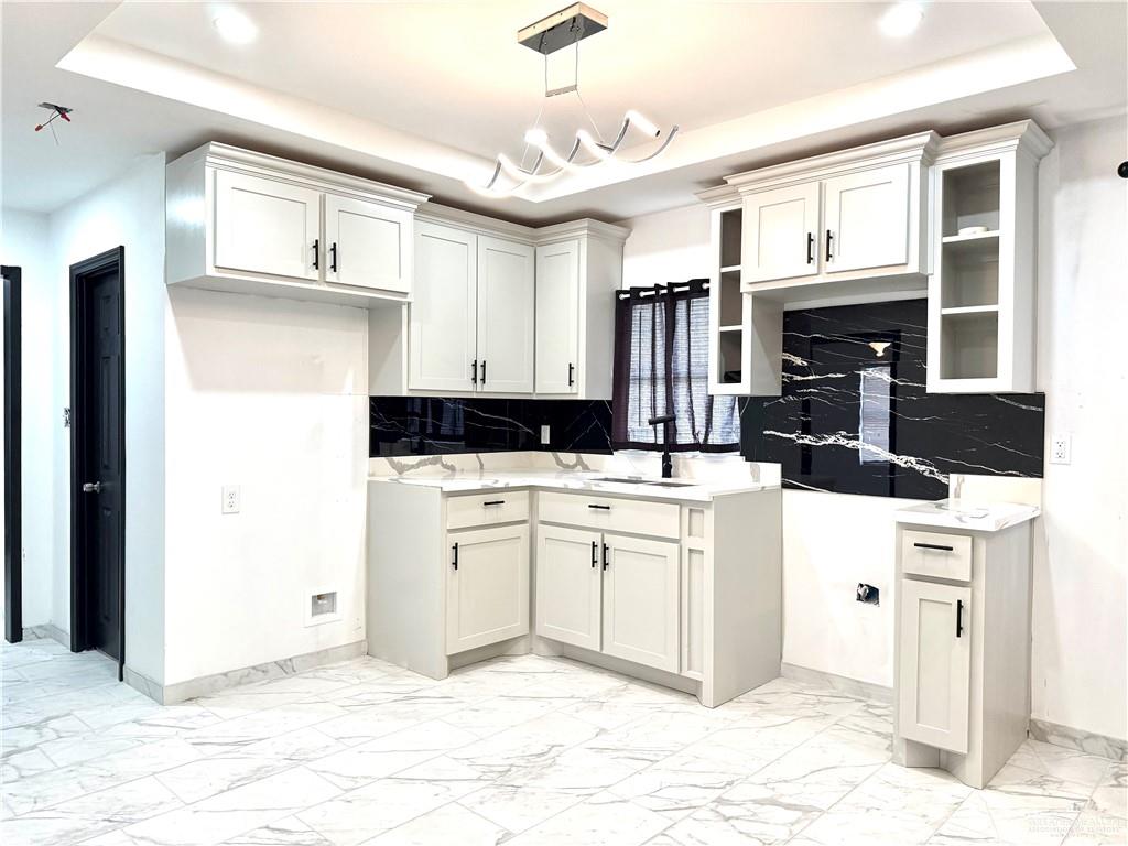 210 W Ciro Caceres Street, Elsa, Texas image 4