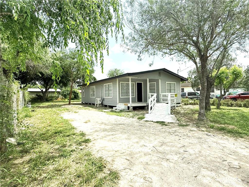210 W Ciro Caceres Street, Elsa, Texas image 11