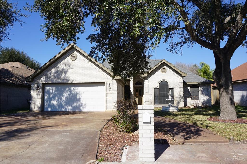 421 E Redbud Avenue, McAllen, Texas image 1