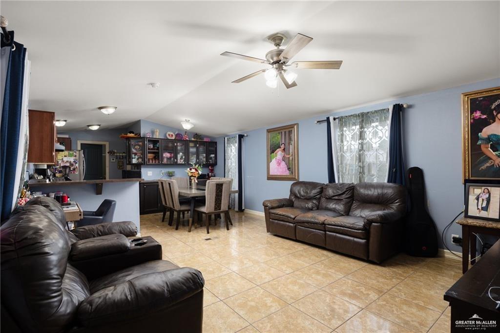 901 Sevilla Street, Alamo, Texas image 4