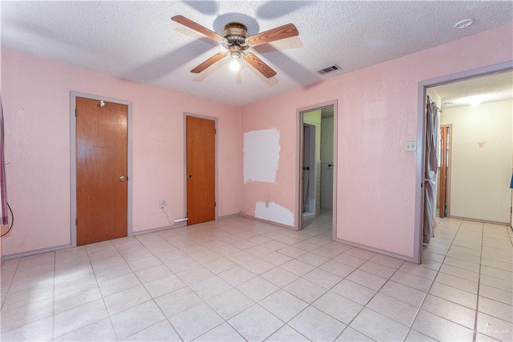 609 E Lovett Street, Edinburg, Texas image 30