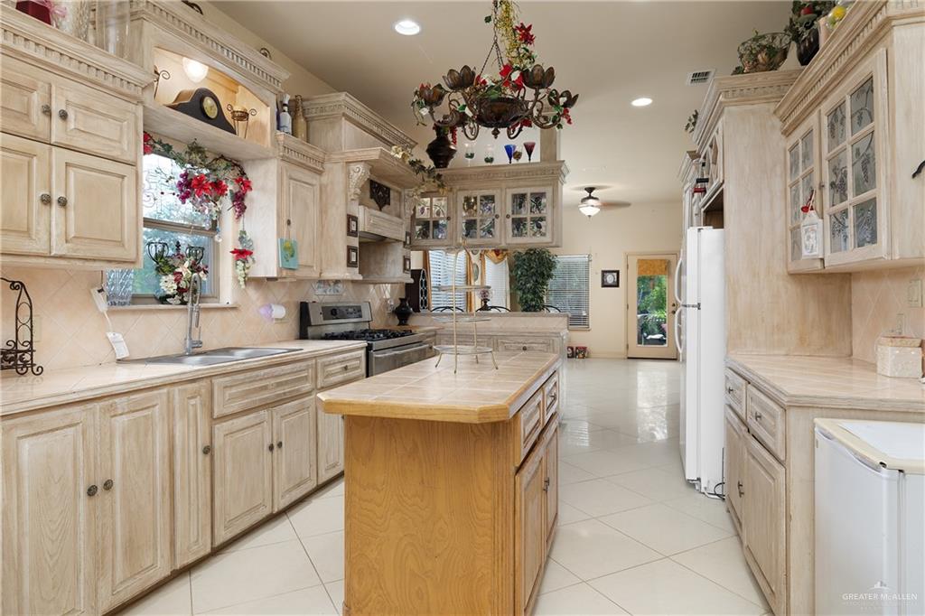 912 Bentsen Road, McAllen, Texas image 15