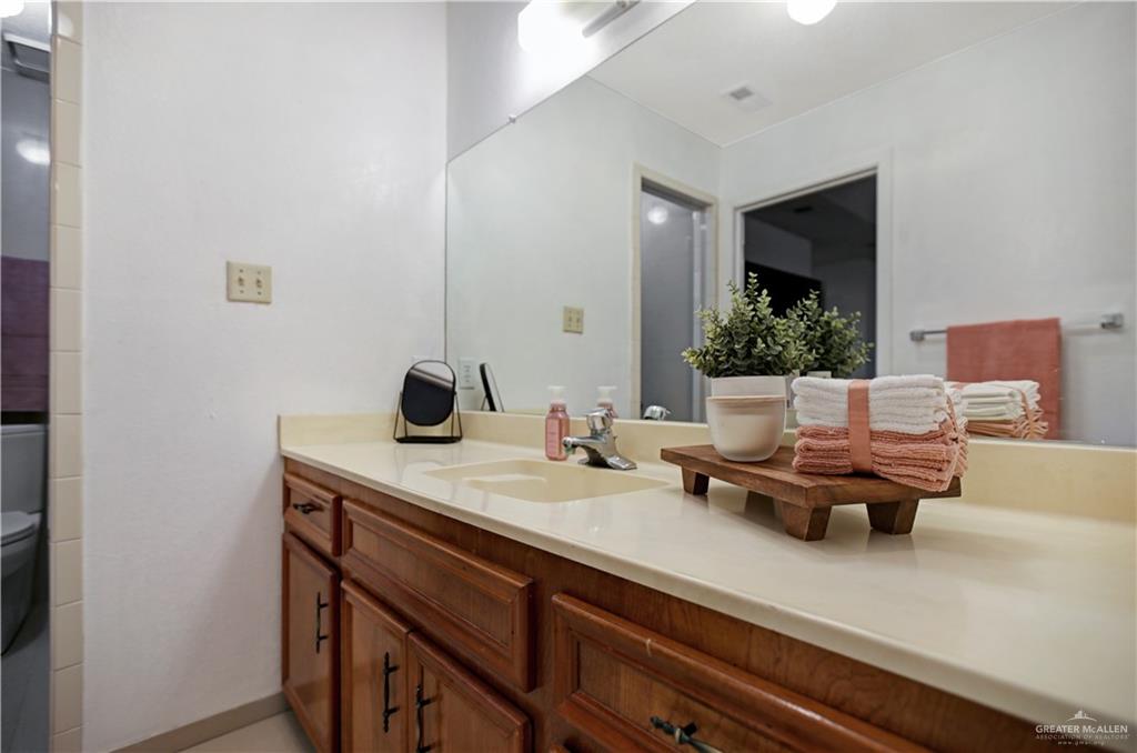 1301 Pecan Avenue, Pharr, Texas image 20