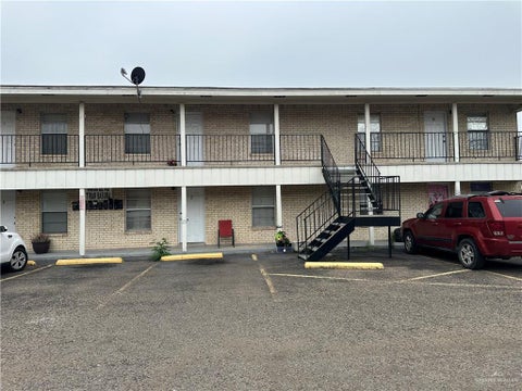 Homes For Sale - 921 W Park Avenue<br/> Pharr, TX 78577
