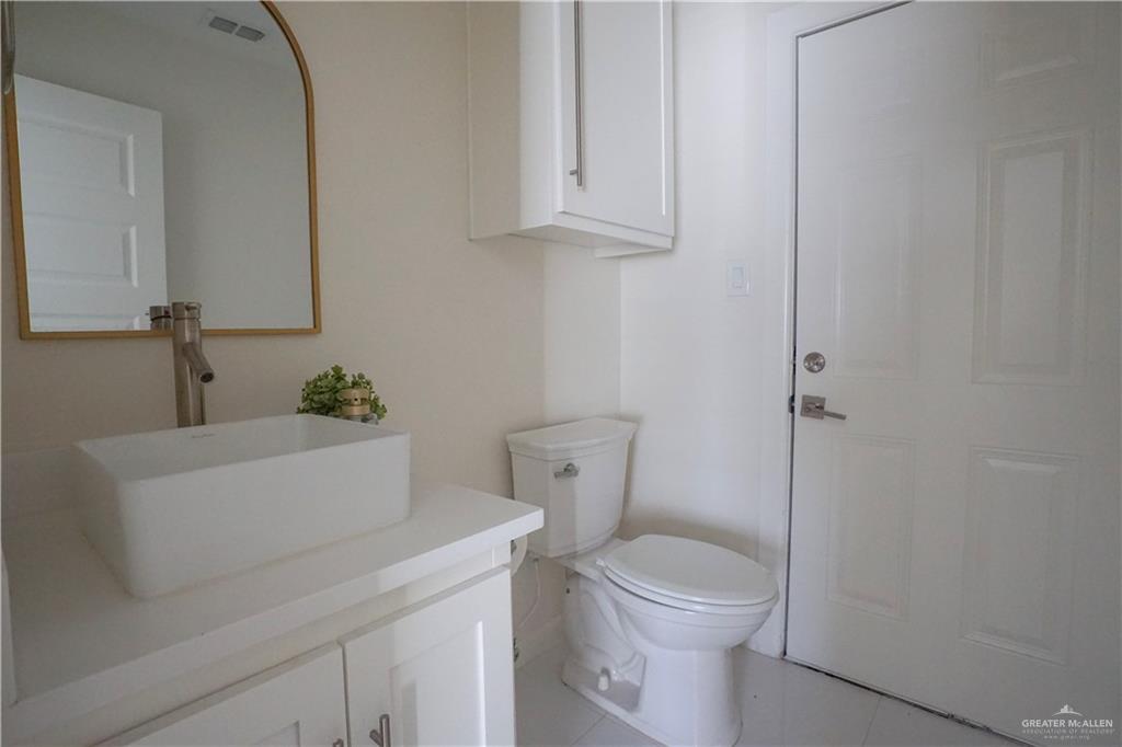 801 Barnes Street, Mission, Texas image 16