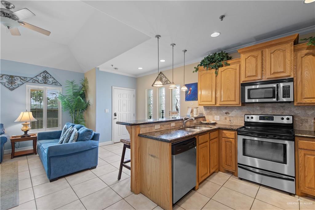 116 E Gardenia Street #3, South Padre Island, Texas image 8
