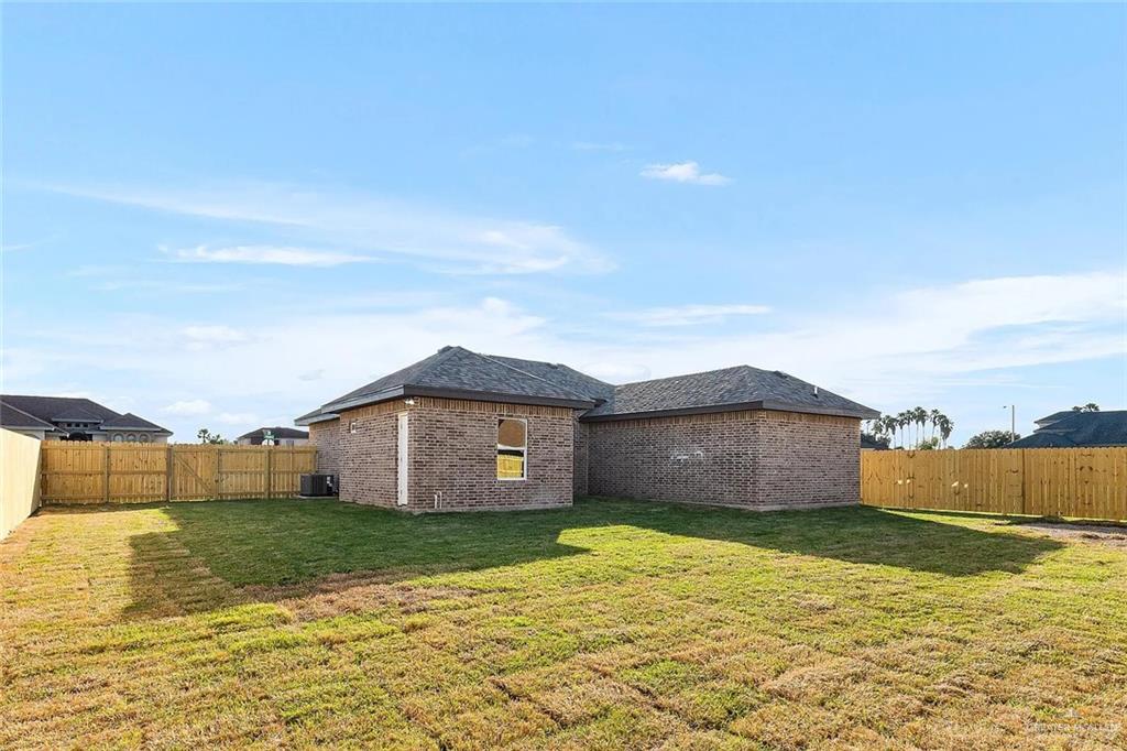 619 Gable Drive, Pharr, Texas image 14