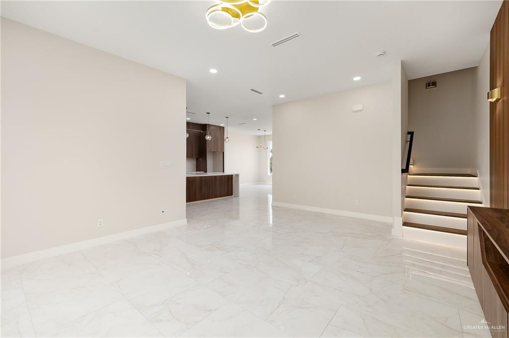 2705 E Solar Drive, Mission, Texas image 3