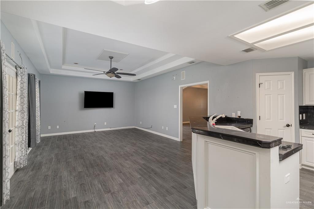 1608 Merlin Drive, Mission, Texas image 4