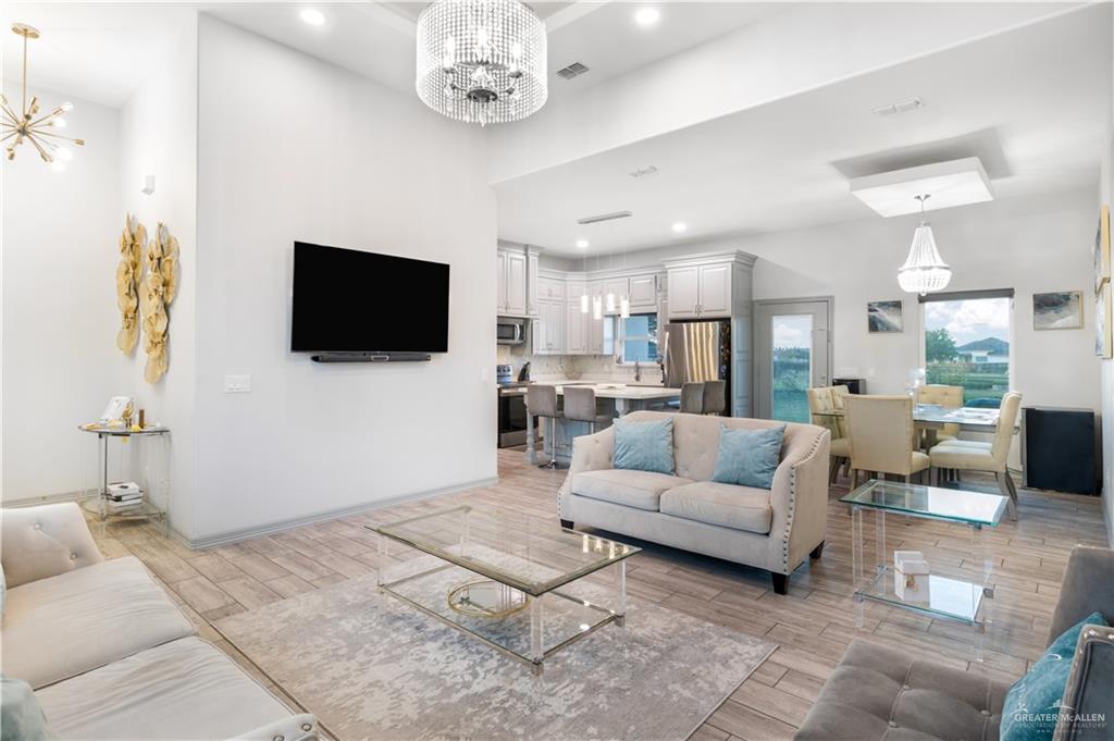 705 New Orleans Circle, Pharr, Texas image 9