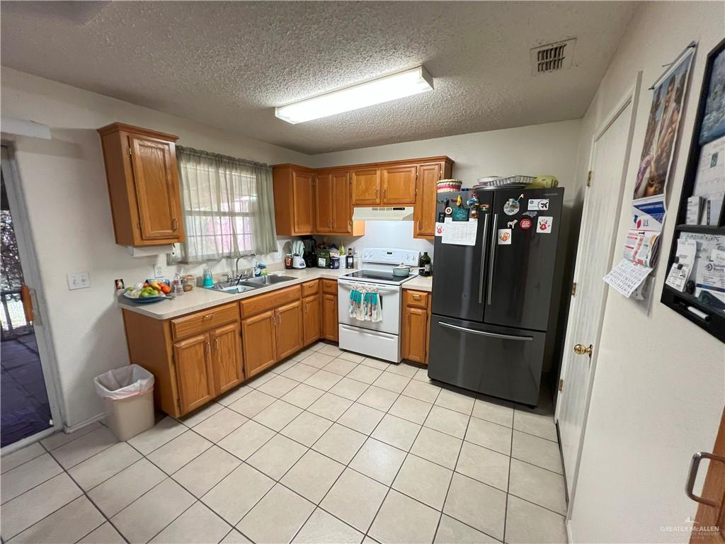 6502 S Galaxy Drive, Pharr, Texas image 6