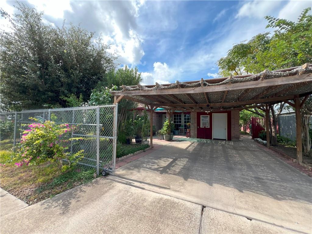 6502 S Galaxy Drive, Pharr, Texas image 3