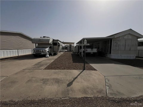 Mobile Home For Sale - 215 S Valley View Road<br/> Donna, TX 78537