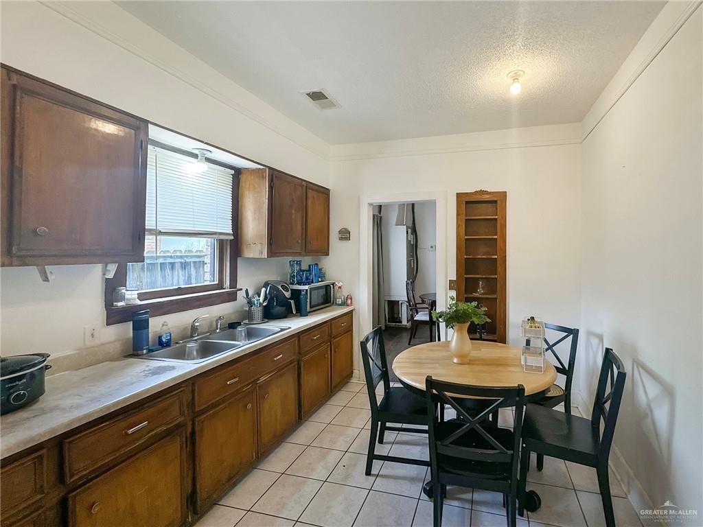 1524 Grant Street, Brownsville, Texas image 3