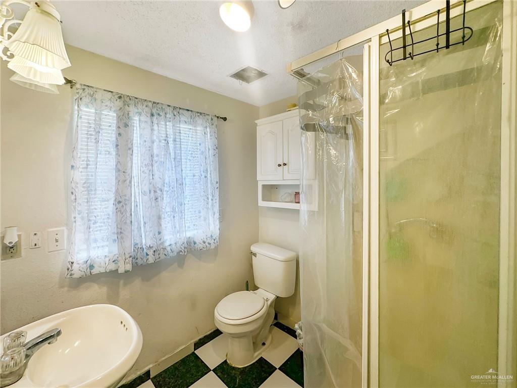 1524 Grant Street, Brownsville, Texas image 8