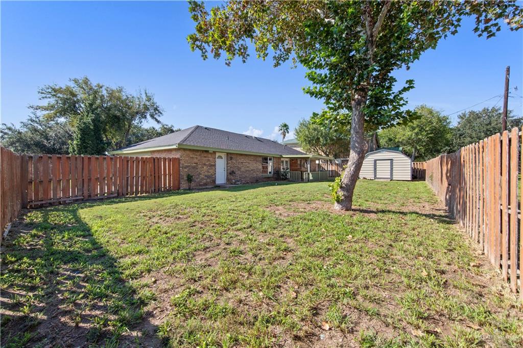 925 Kerria Avenue, Weslaco, Texas image 28