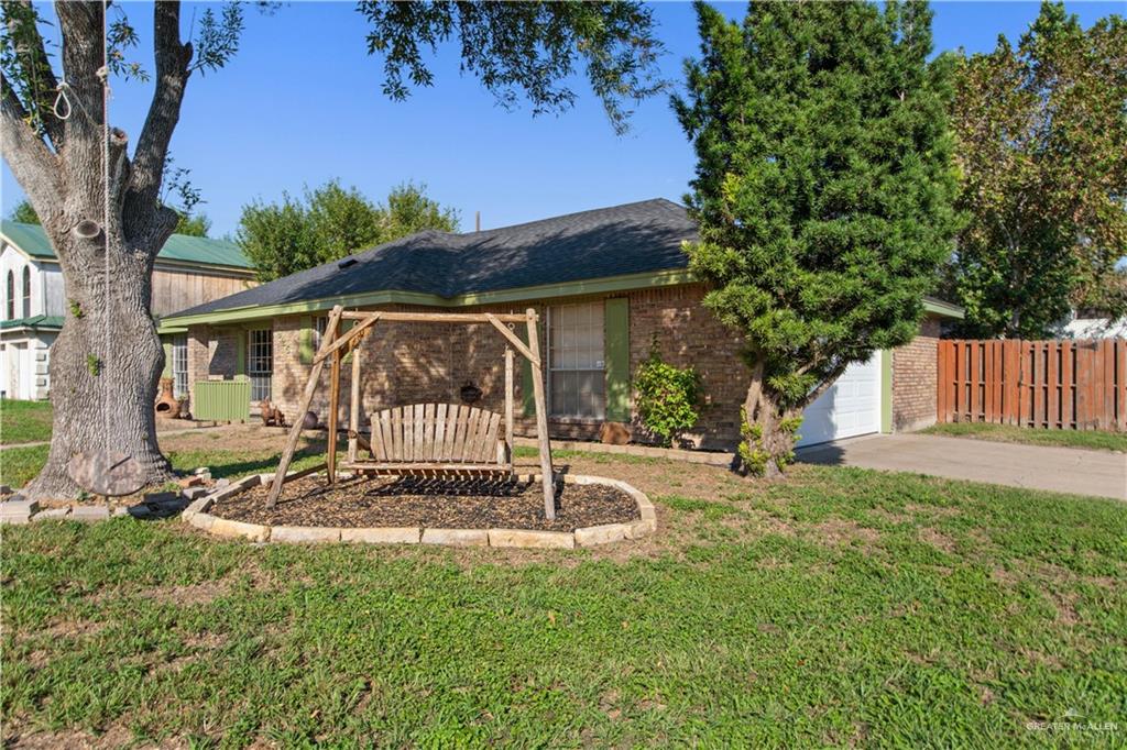 925 Kerria Avenue, Weslaco, Texas image 3