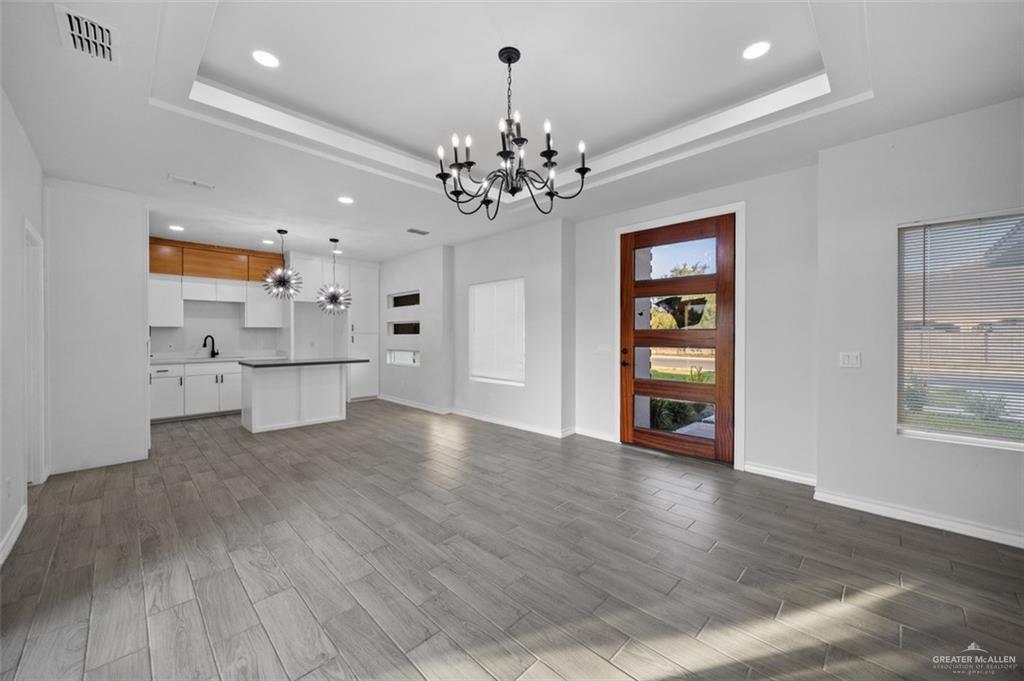 2412 San Pascual Street