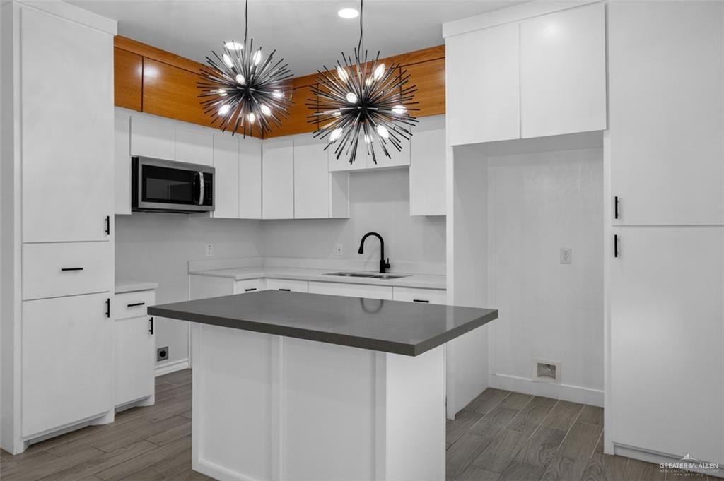 2412 San Pascual Street