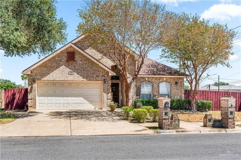 Homes For Sale - 2300 Pelican Avenue<br/> McAllen, TX 78504