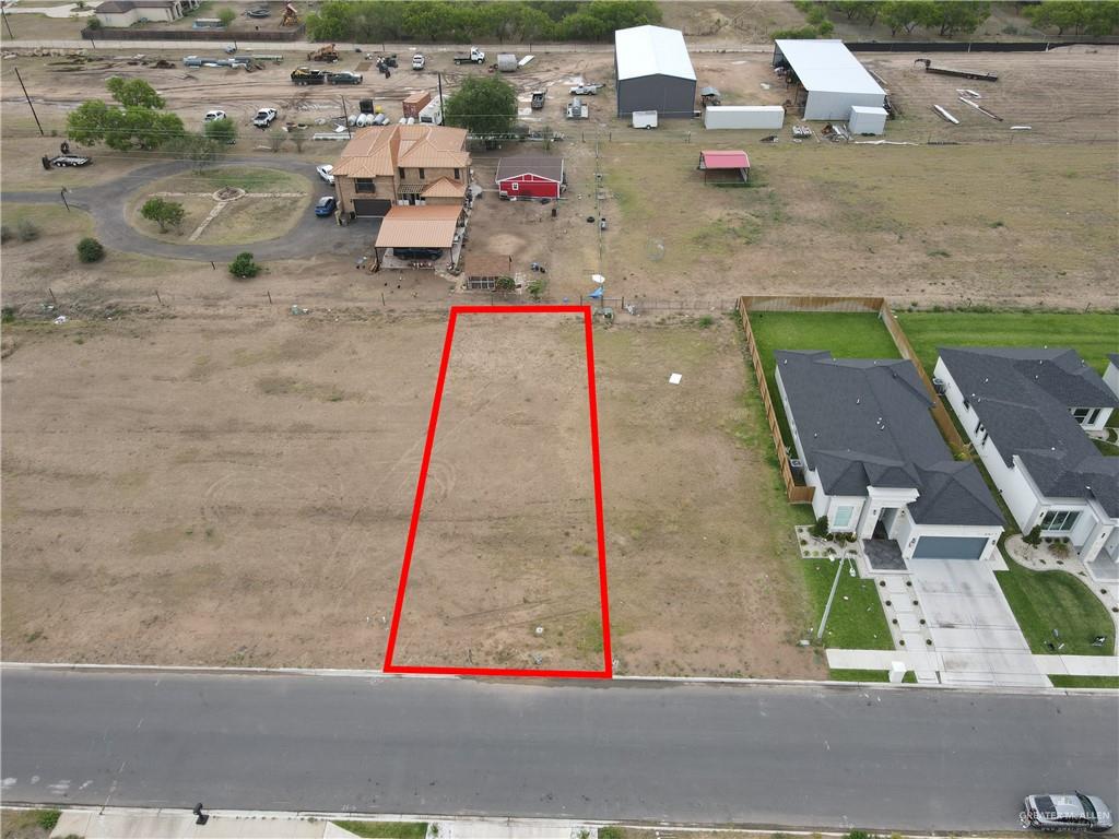 2909 N Alyna Avenue, Edinburg, Texas image 2