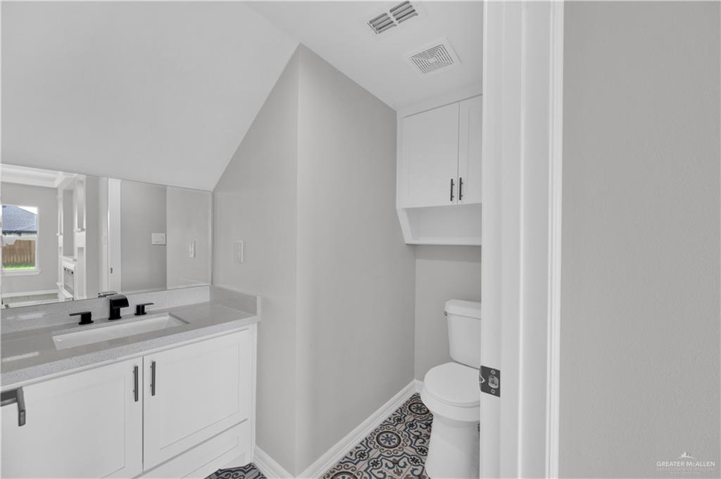 2000 Lime Street, San Juan, Texas image 30