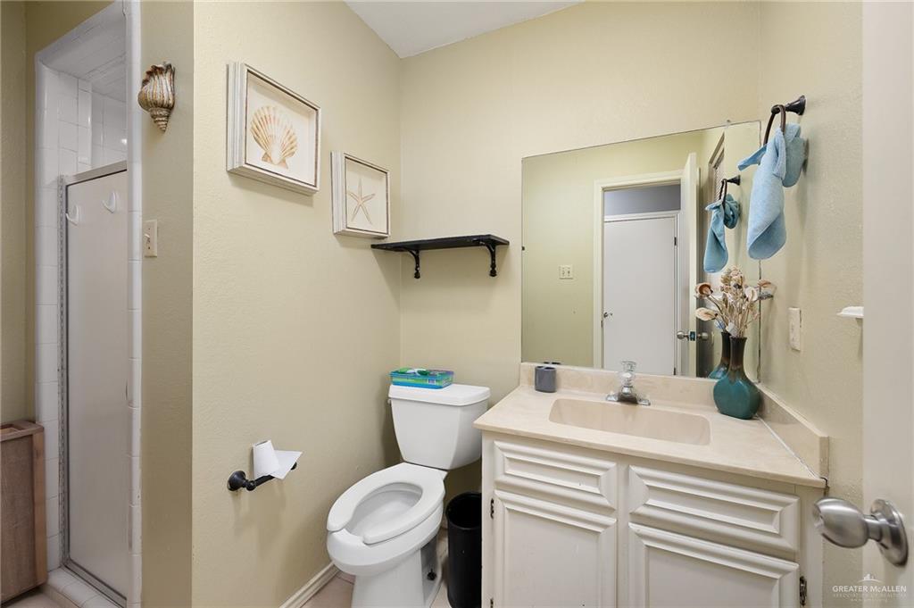 305 Bluebird Avenue, McAllen, Texas image 15