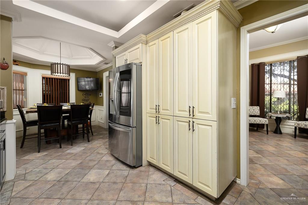 305 Bluebird Avenue, McAllen, Texas image 22