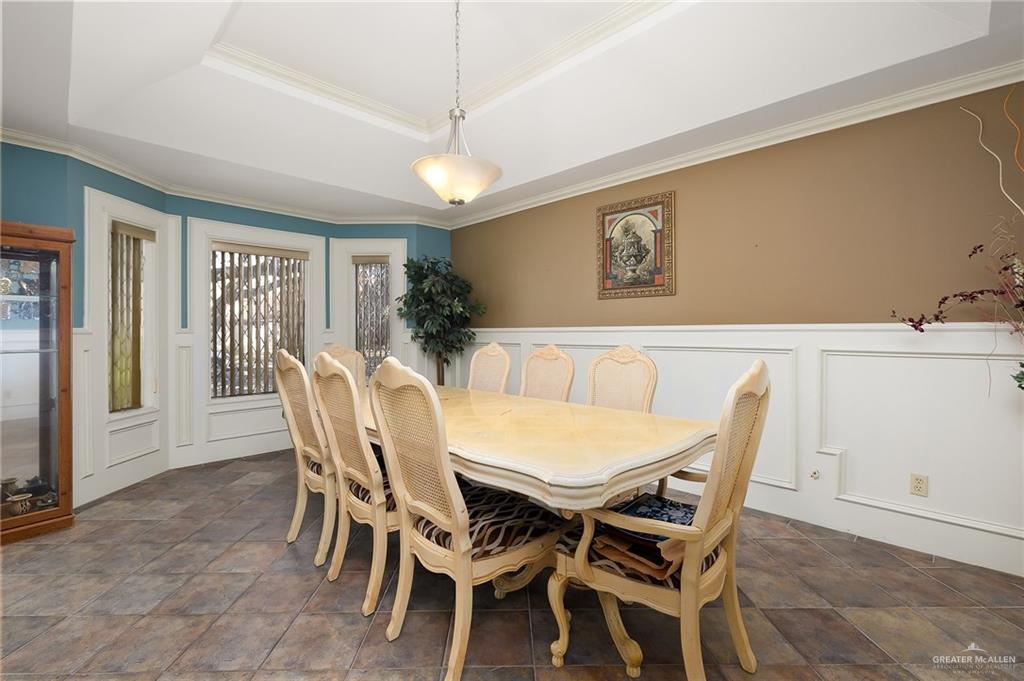 305 Bluebird Avenue, McAllen, Texas image 23