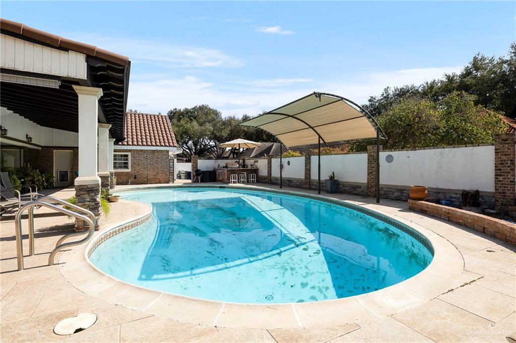 305 Bluebird Avenue, McAllen, Texas image 10