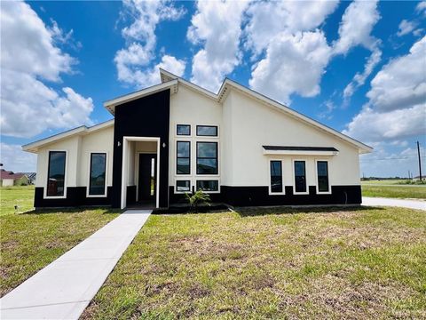 Homes For Sale - 5525 Jay Lane<br/> Weslaco, TX 78599