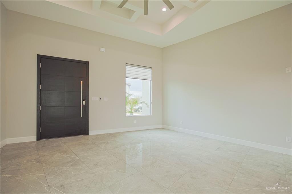 3223 Lago Superior, Edinburg, Texas image 11