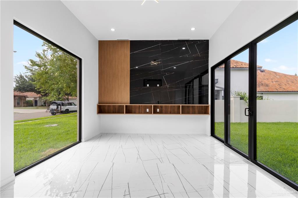 2228 S 45th Street, McAllen, Texas image 6