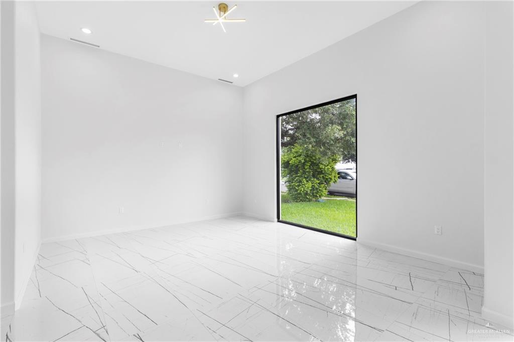 2228 S 45th Street, McAllen, Texas image 4