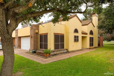 Homes For Rent - 709 Brazos Circle #UT8<br/> Mission, TX 78572