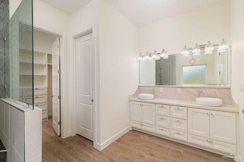 9905 N 24th Street, McAllen, Texas image 9